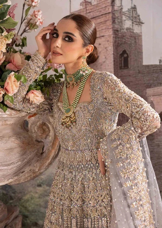 Kanwal Malik - Tania pakistani fashion outfit with coordinated formal…